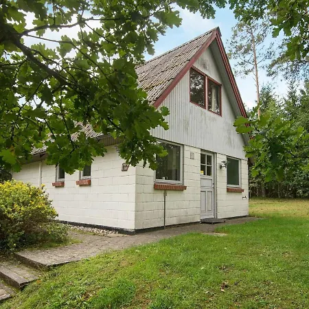 5 Person In Ebeltoft Oksenmolle